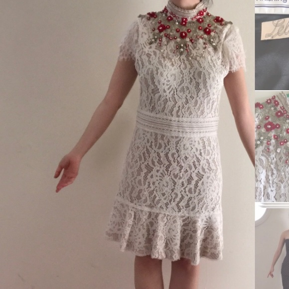 Alice + Olivia Dresses & Skirts - Alice and Olivia “Myrtis” white and red dress